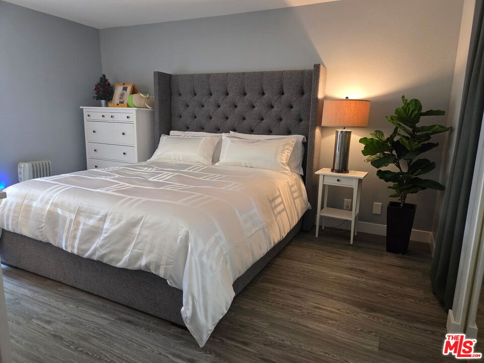 8805 Berkshire Way Unit: B