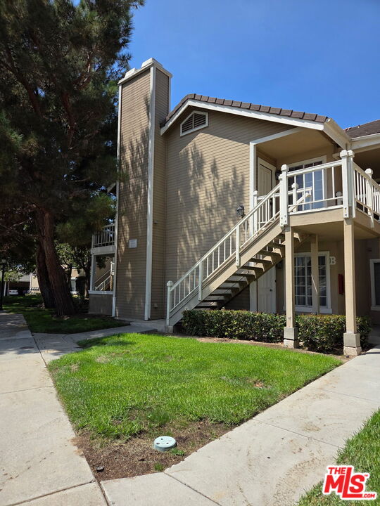 8805 Berkshire Way Unit: B