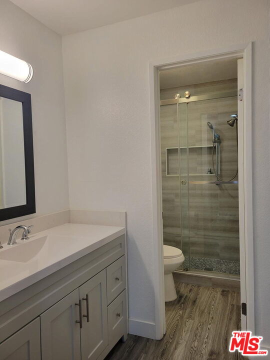 8805 Berkshire Way Unit: B