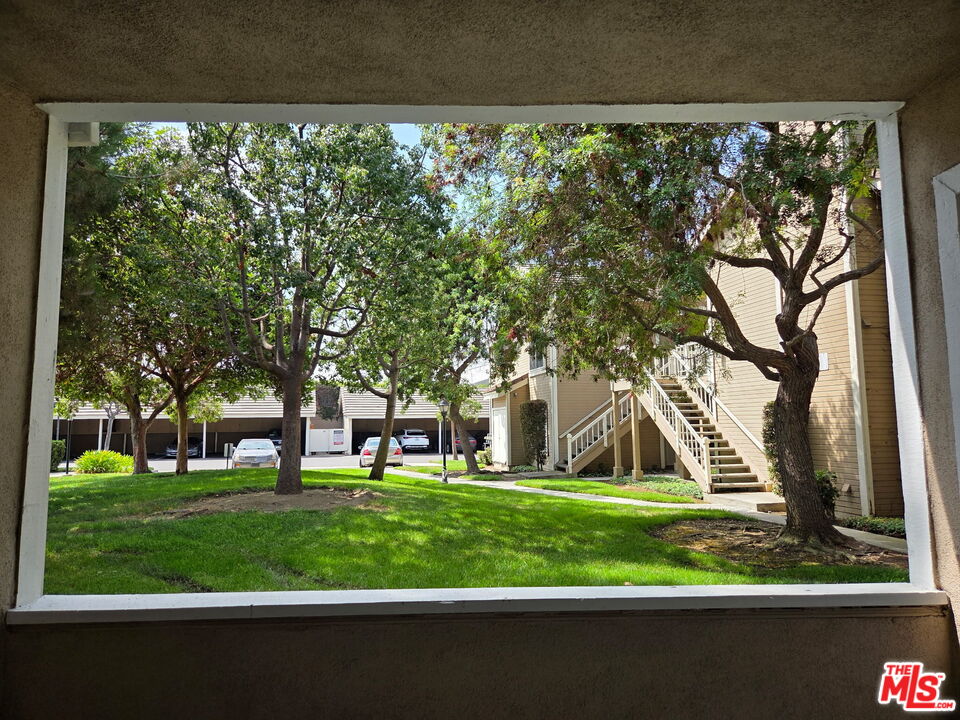 8805 Berkshire Way Unit: B