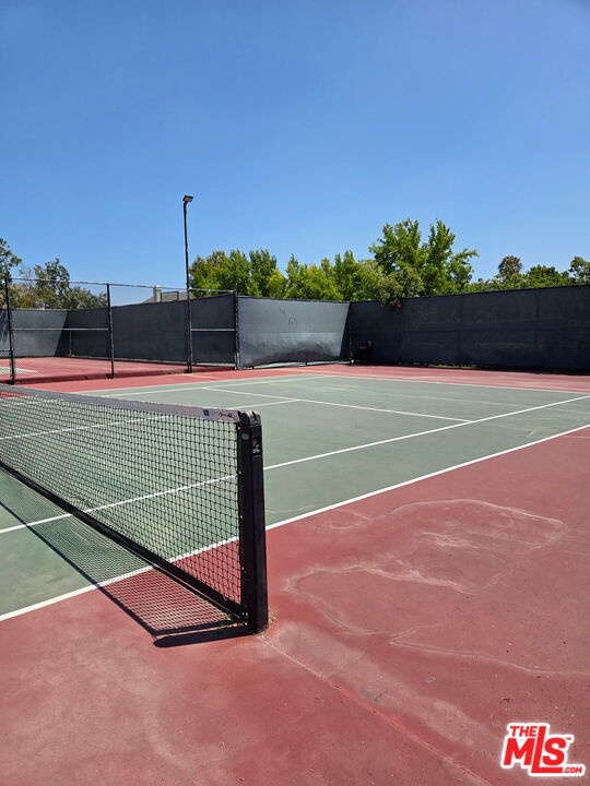 8805 Berkshire Way Unit: B