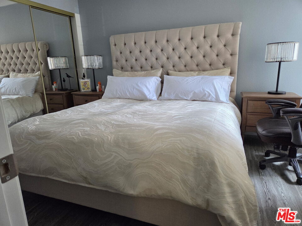 8805 Berkshire Way Unit: B