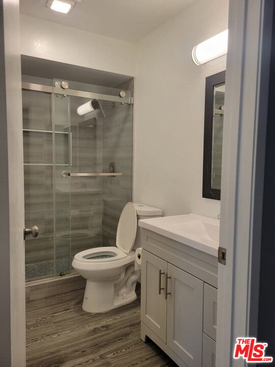 8805 Berkshire Way Unit: B