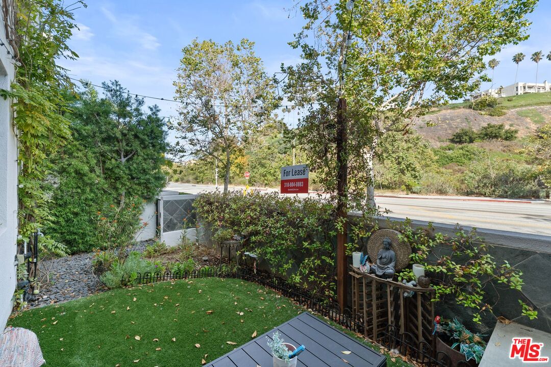 12911 Bluff Creek Dr