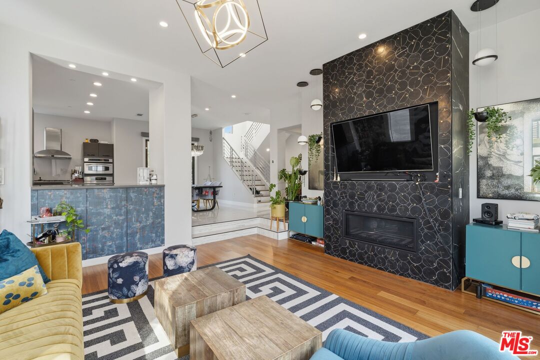 12911 Bluff Creek Dr