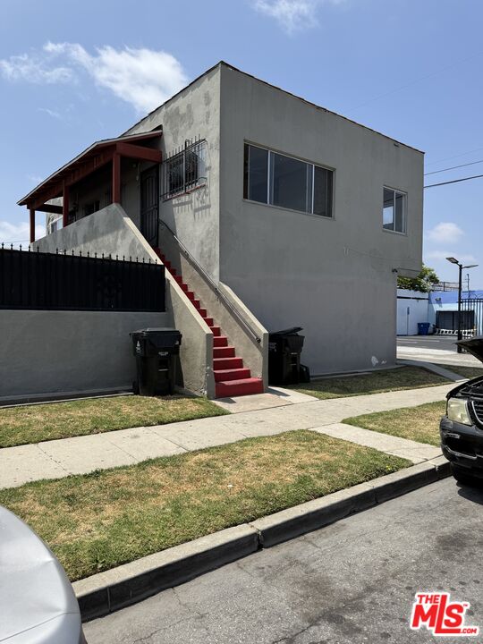 1501 W 87th St