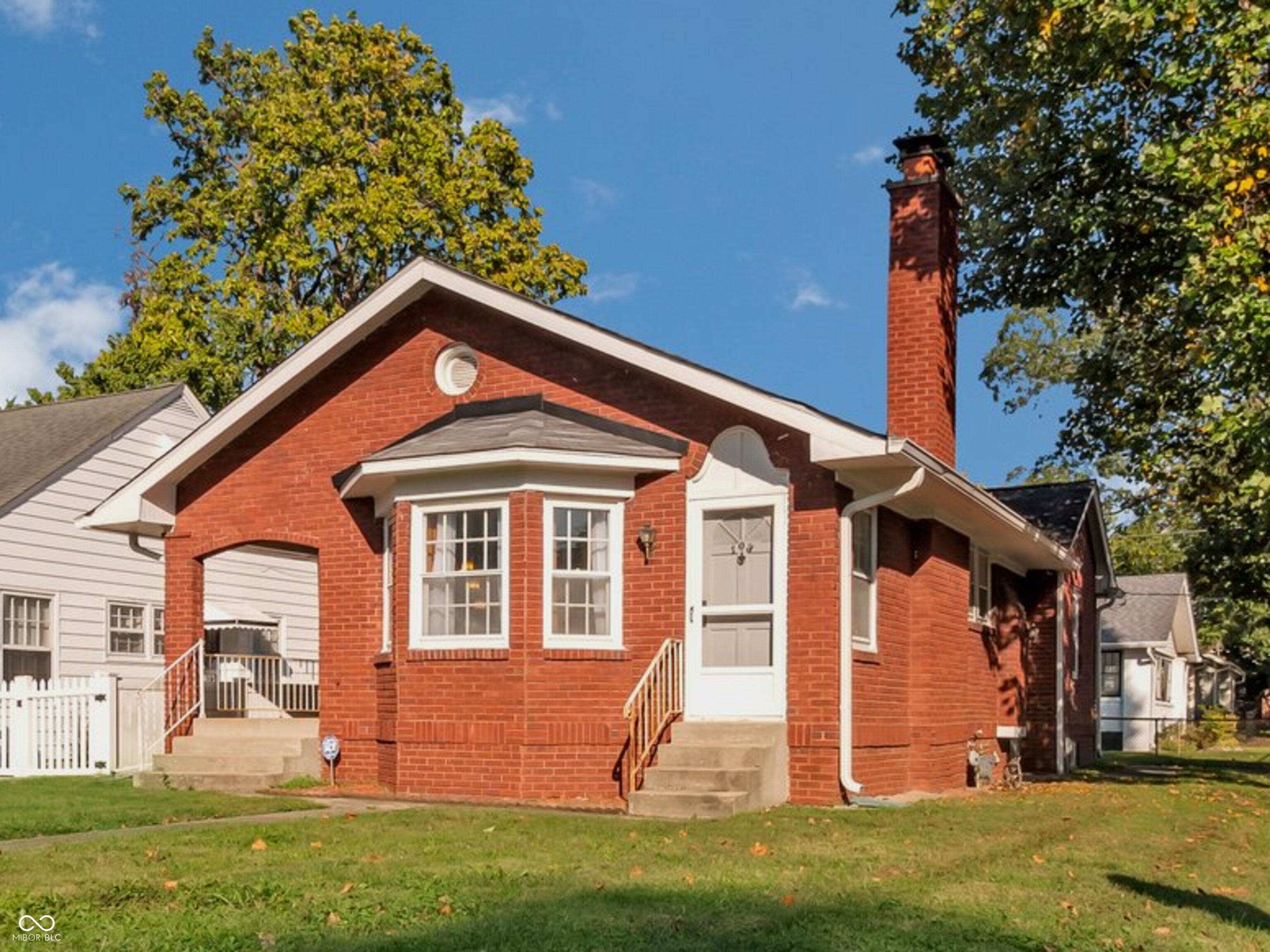 103 N Sheridan Avenue