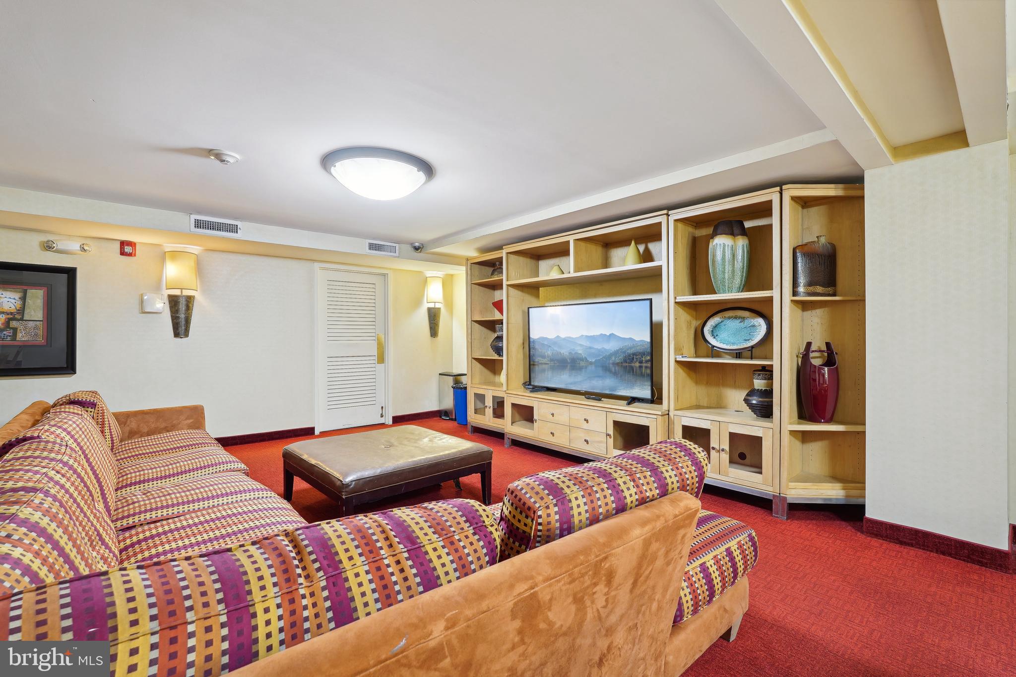 950 25TH STREET NW 425N