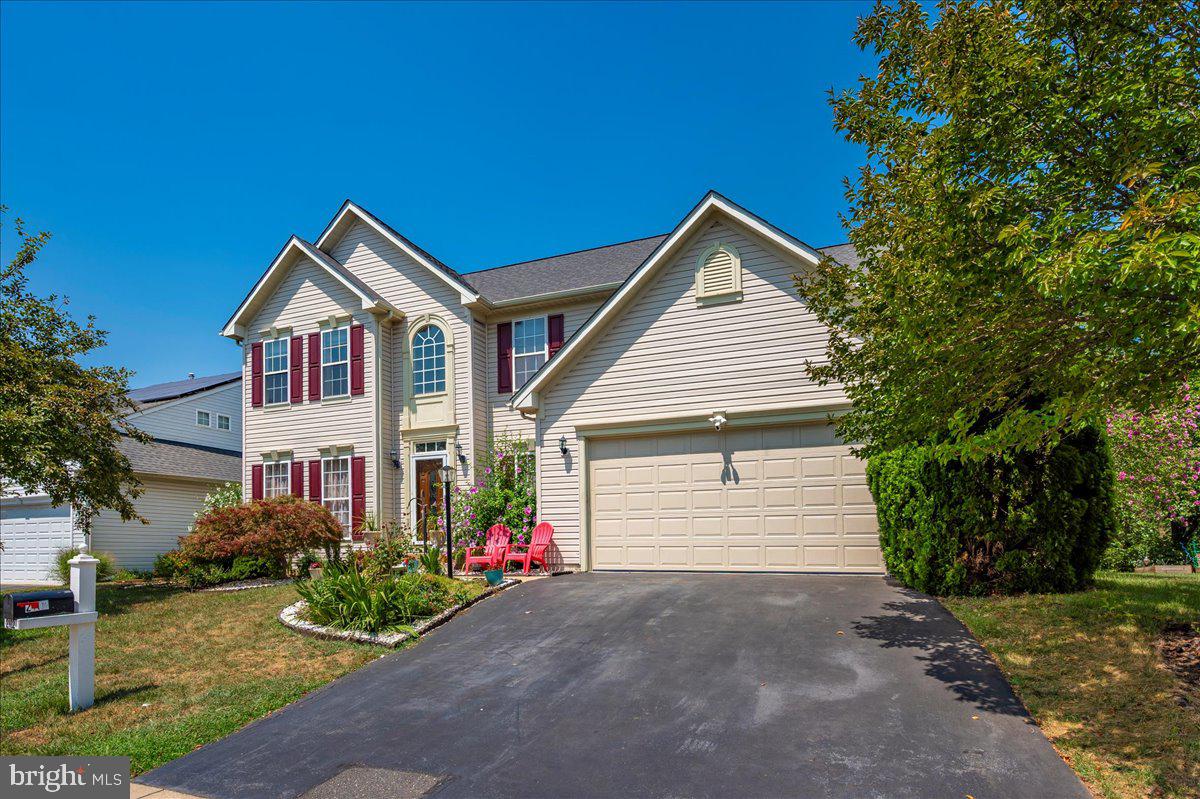 2102 WALNUT RIDGE COURT