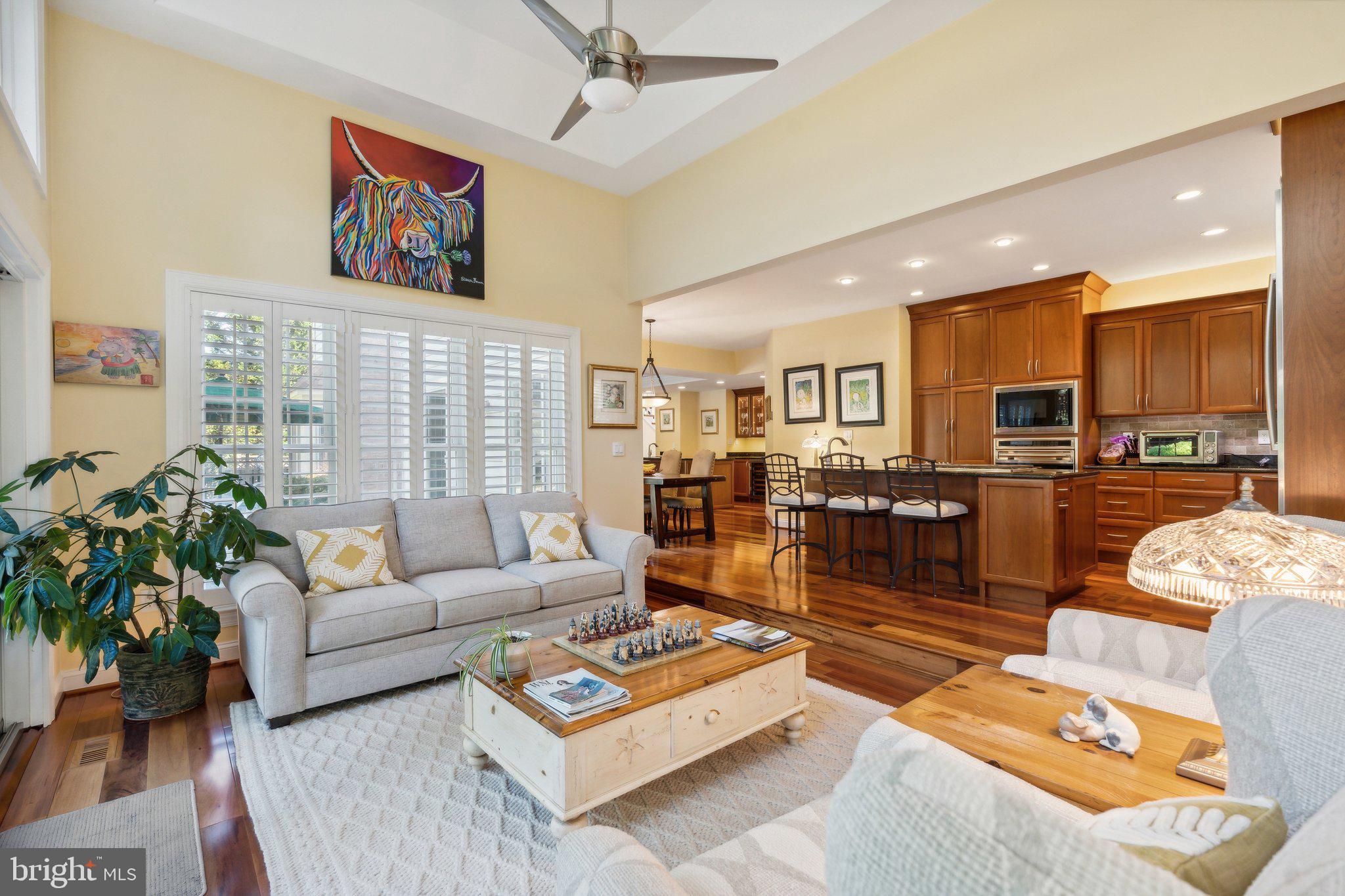 17516 APPLEWOOD LANE