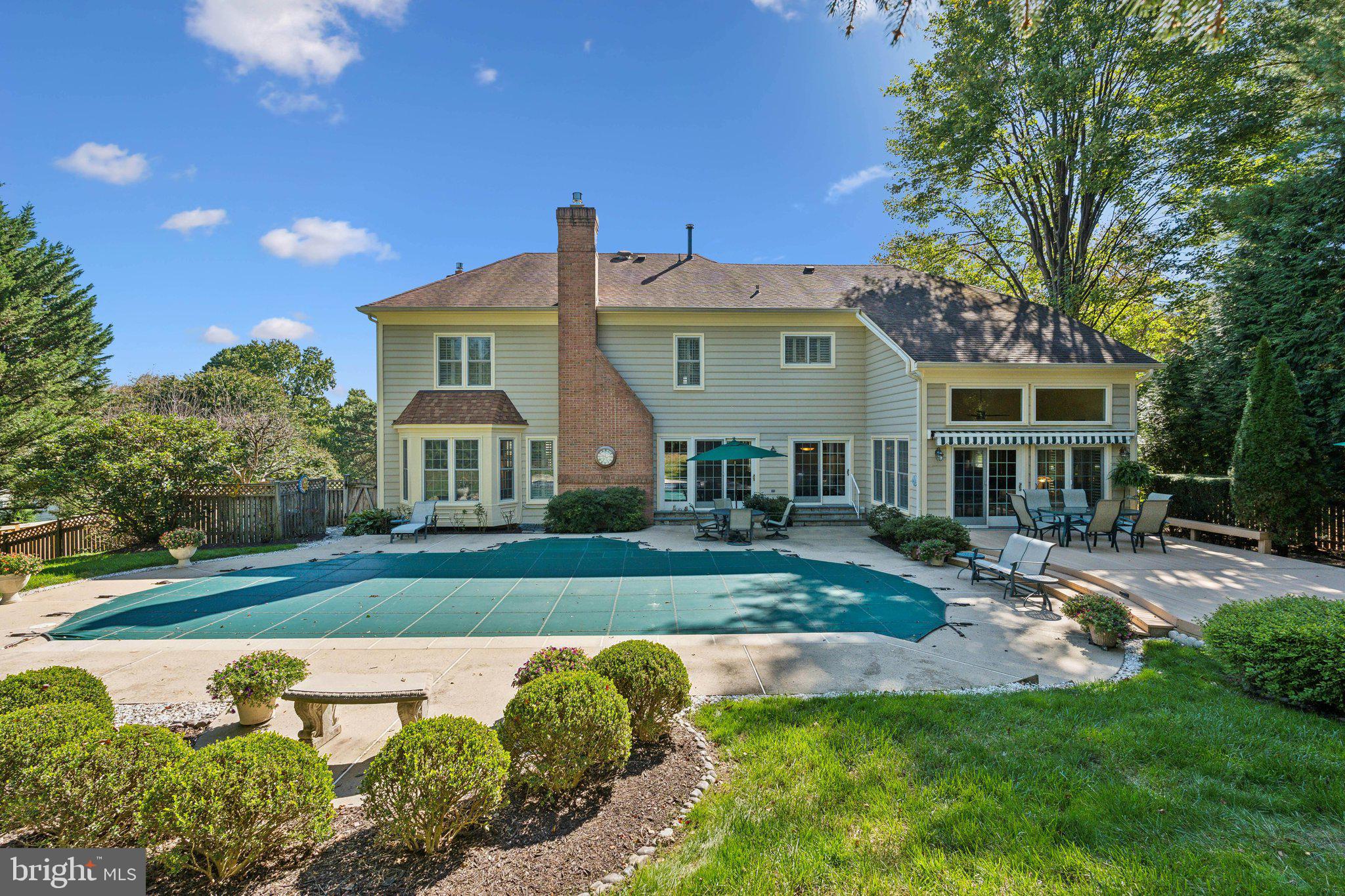 17516 APPLEWOOD LANE