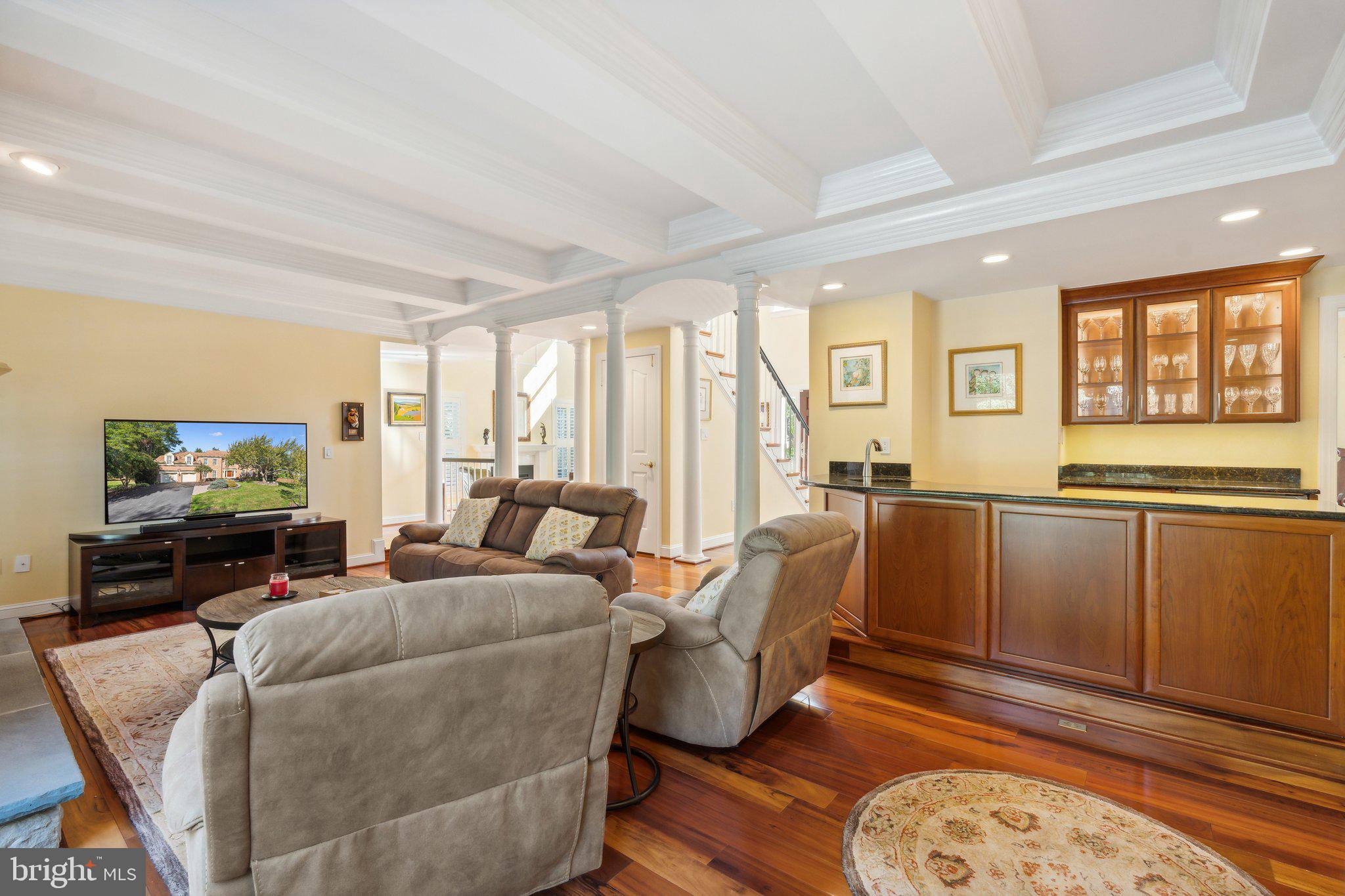 17516 APPLEWOOD LANE