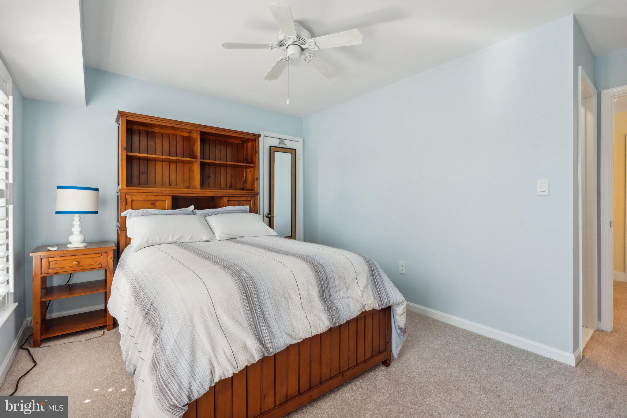 17516 APPLEWOOD LANE