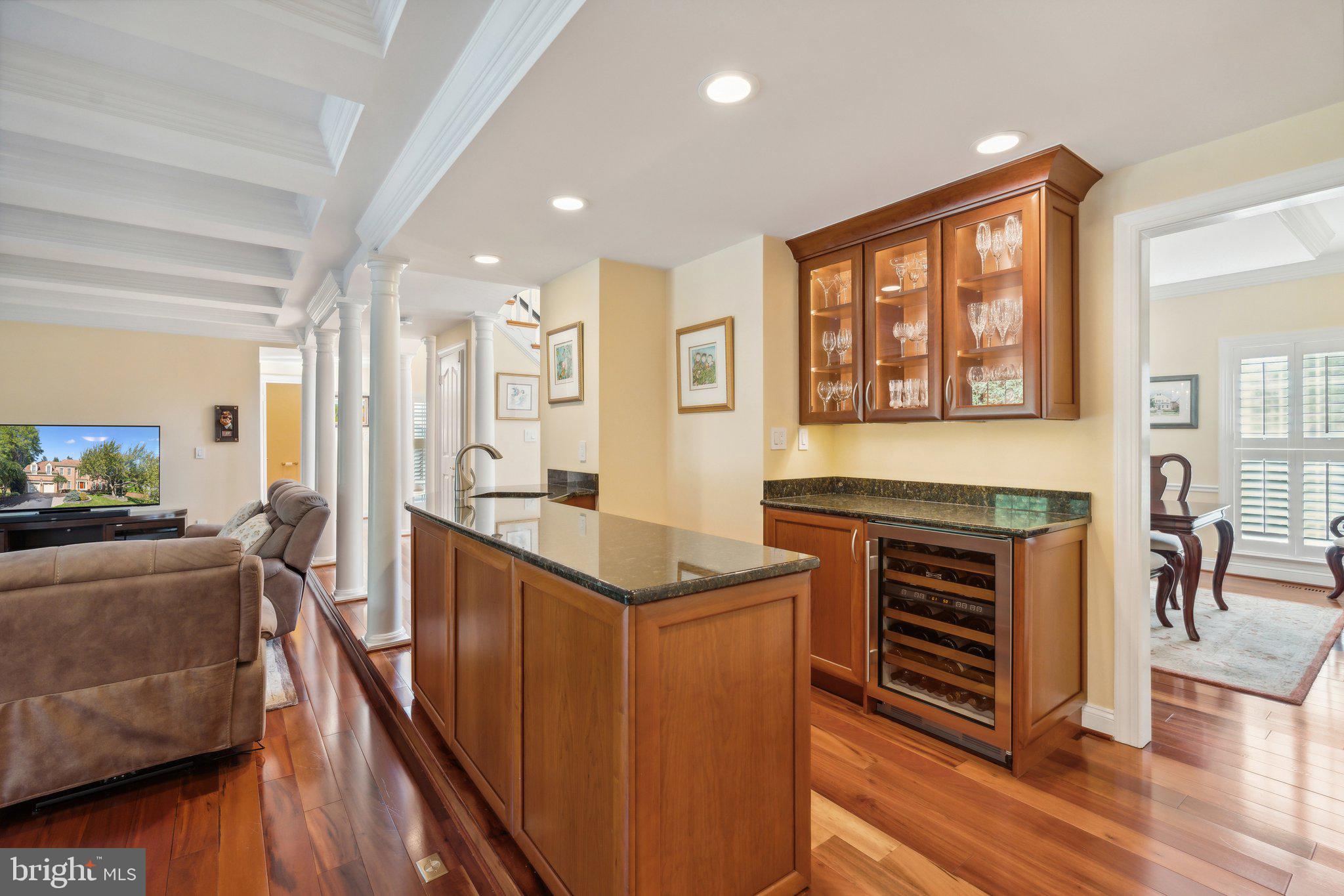 17516 APPLEWOOD LANE