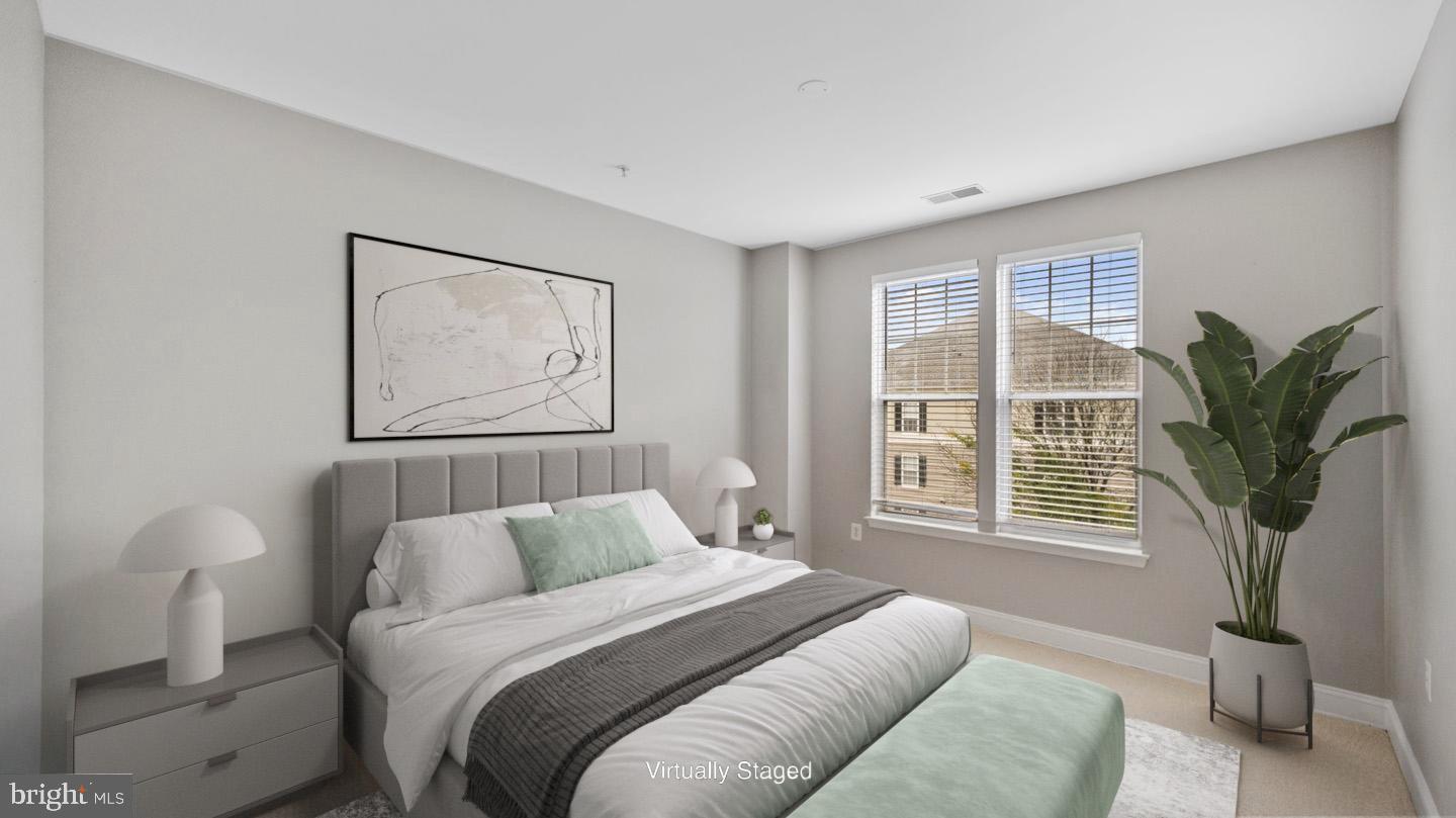 503 KING FARM BOULEVARD 307