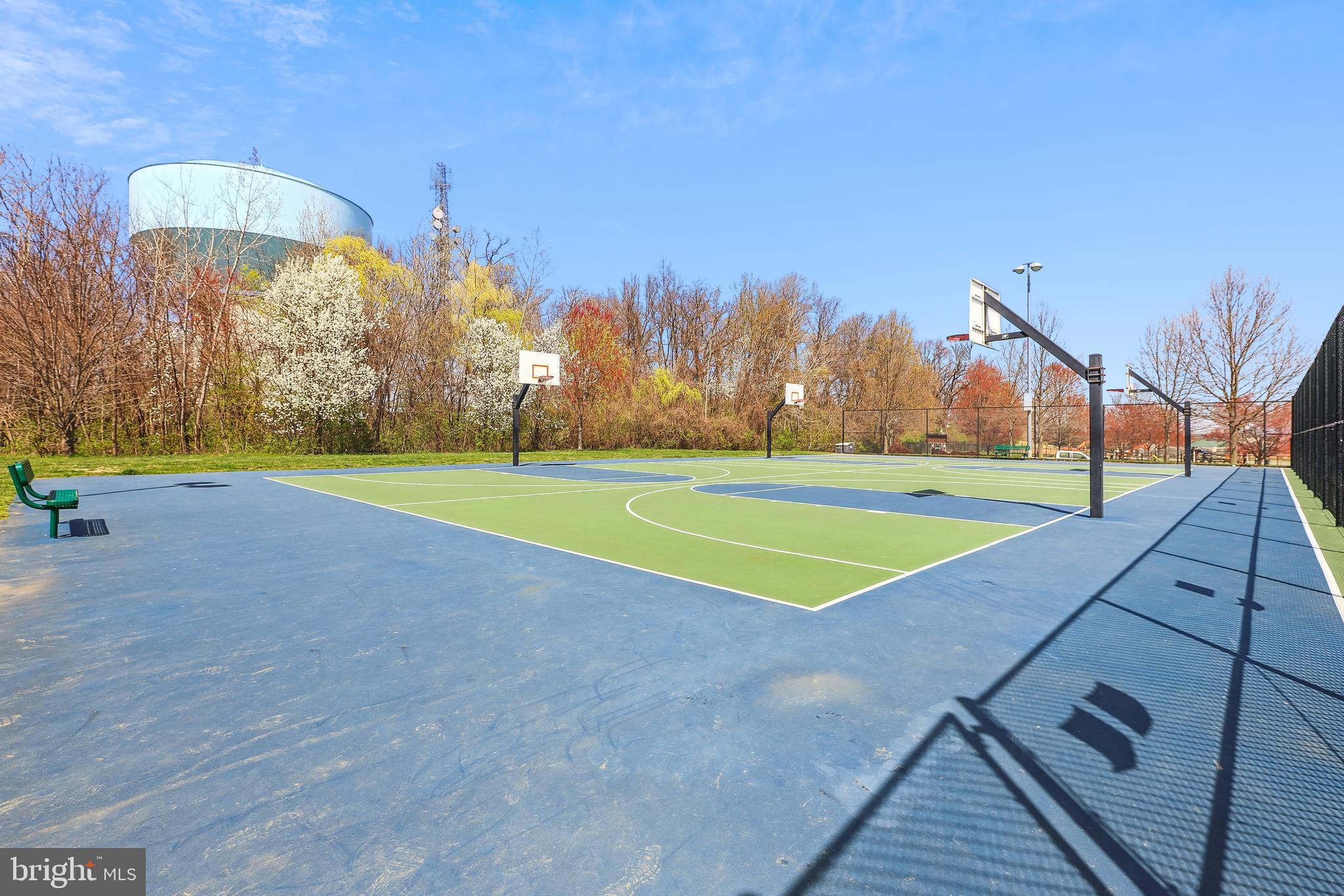 503 KING FARM BOULEVARD 307