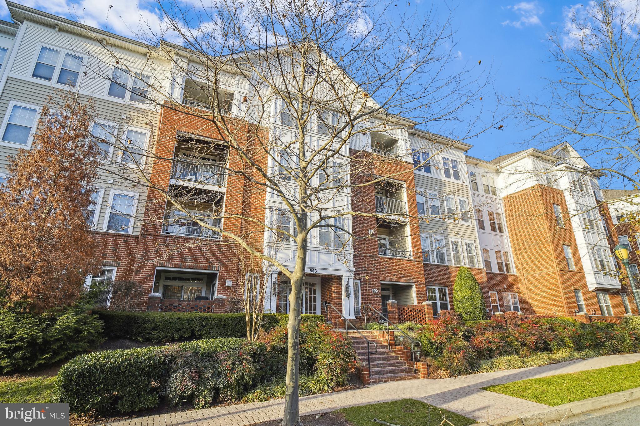 503 KING FARM BOULEVARD 307