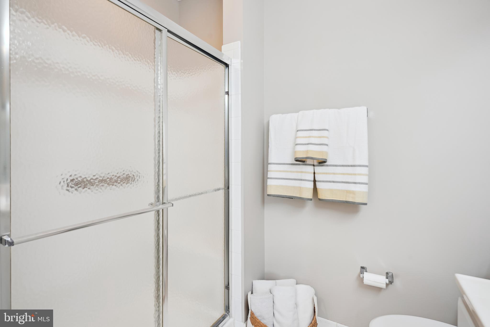 503 KING FARM BOULEVARD 307