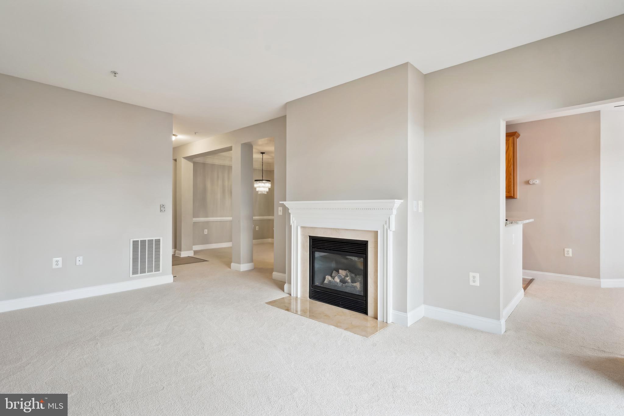 503 KING FARM BOULEVARD 307