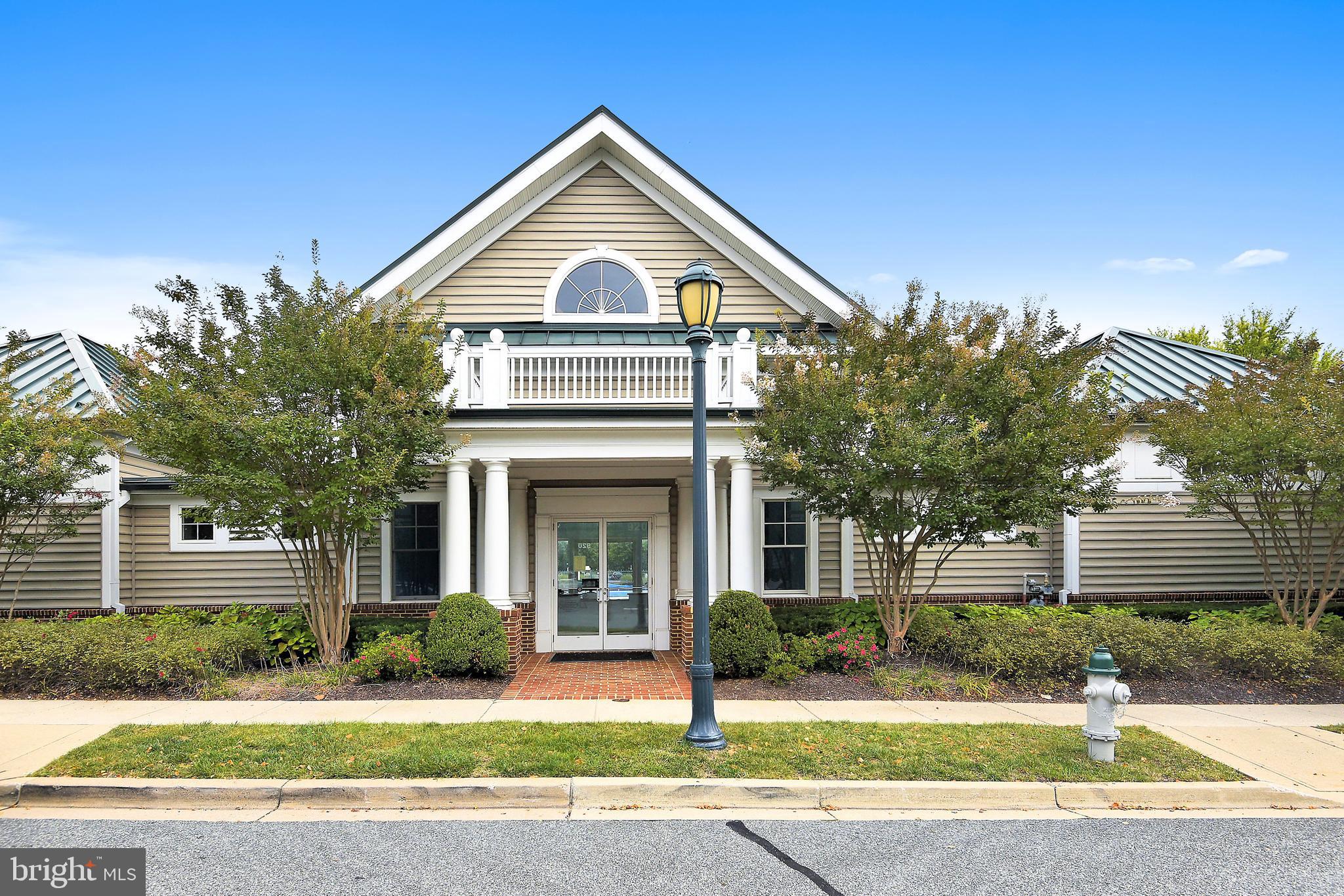 503 KING FARM BOULEVARD 307