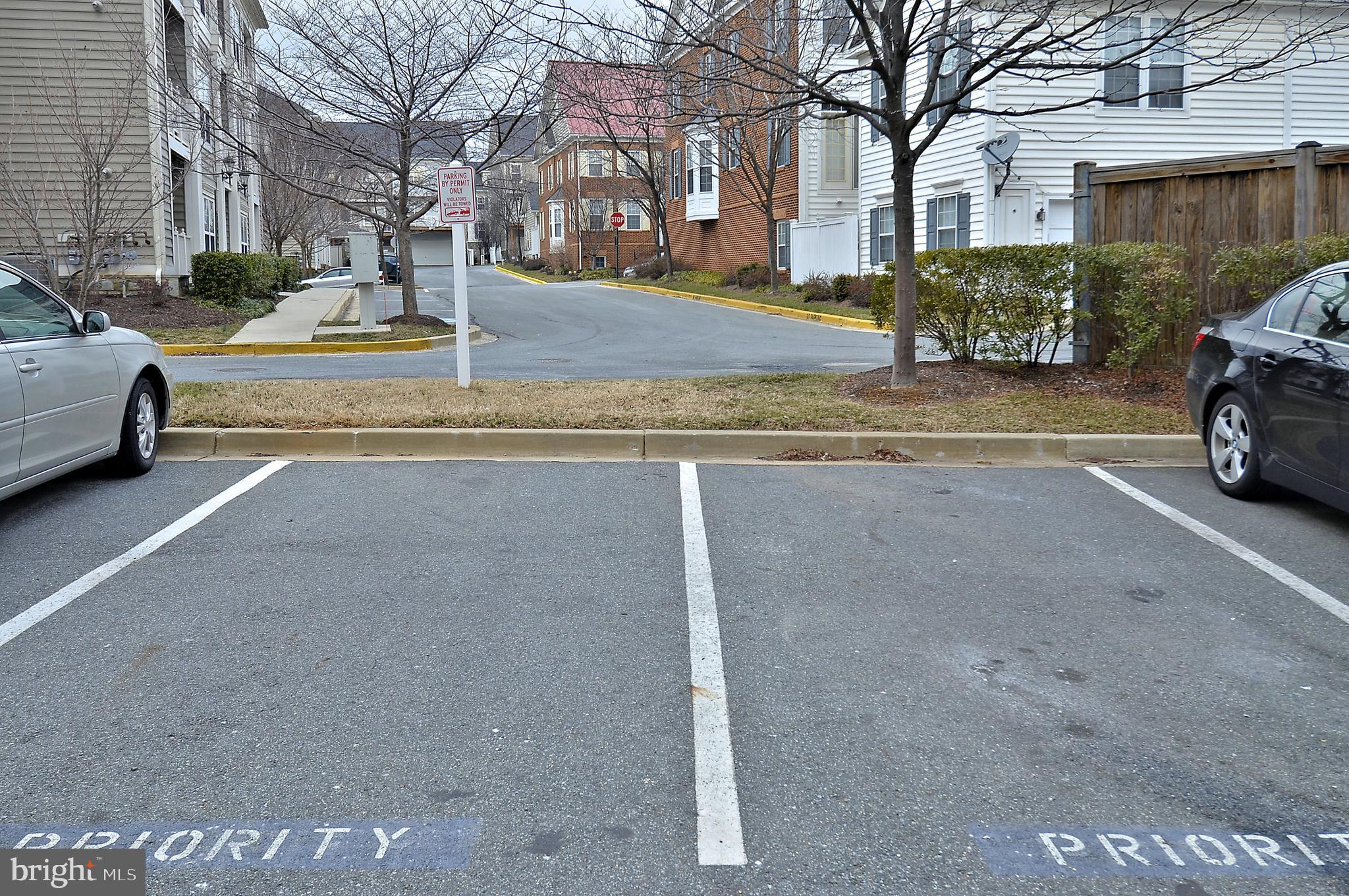 503 KING FARM BOULEVARD 307