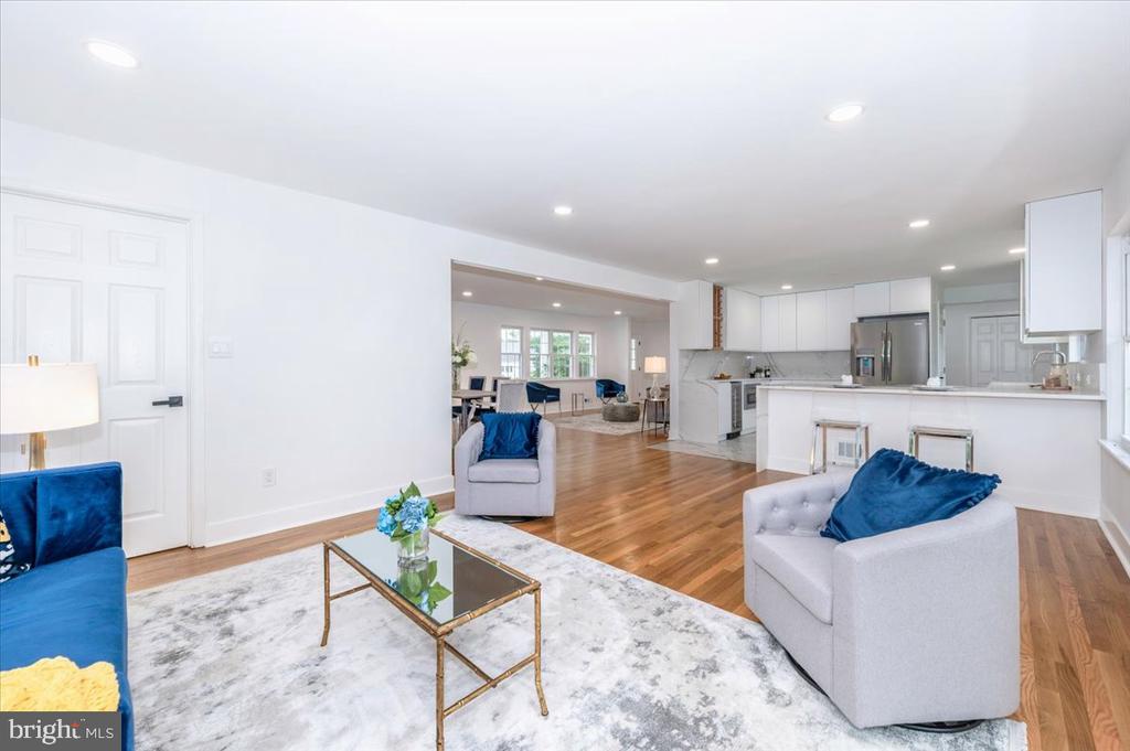 14209 MARIAN DRIVE