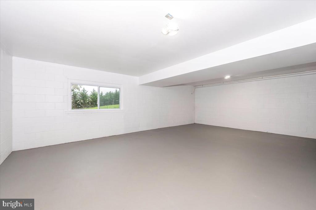 14209 MARIAN DRIVE