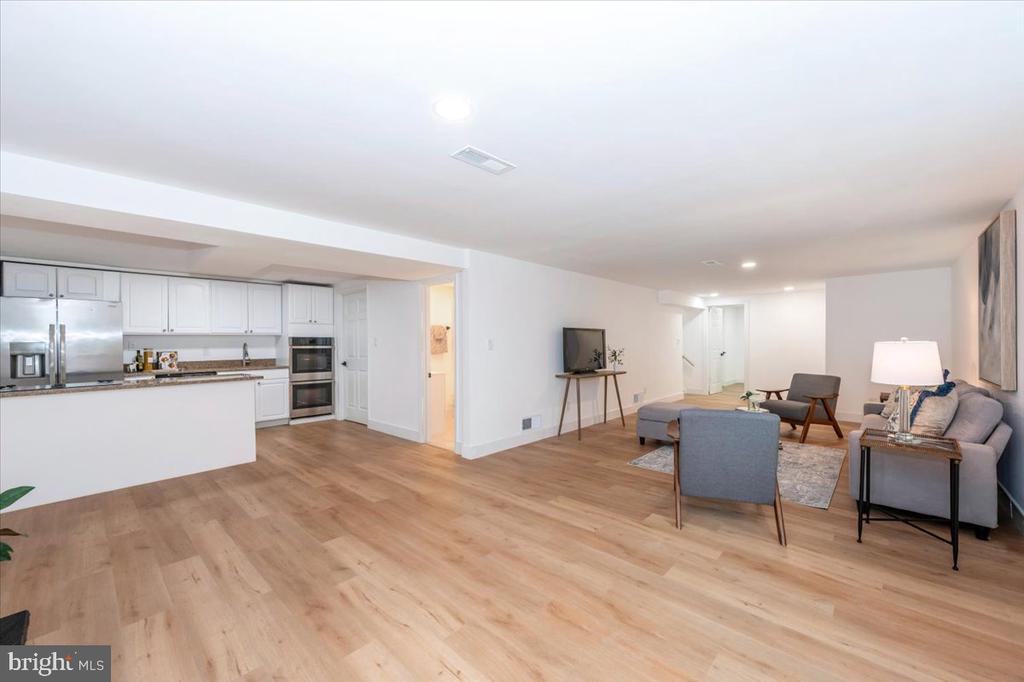 14209 MARIAN DRIVE