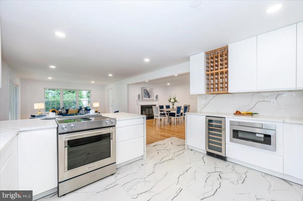 14209 MARIAN DRIVE