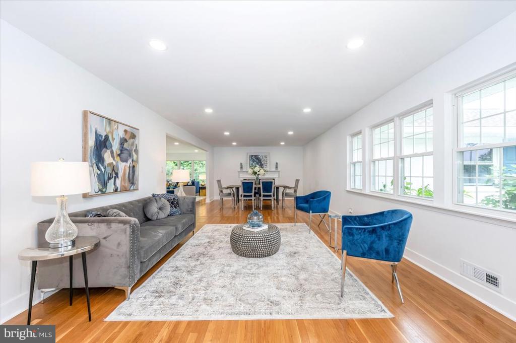 14209 MARIAN DRIVE