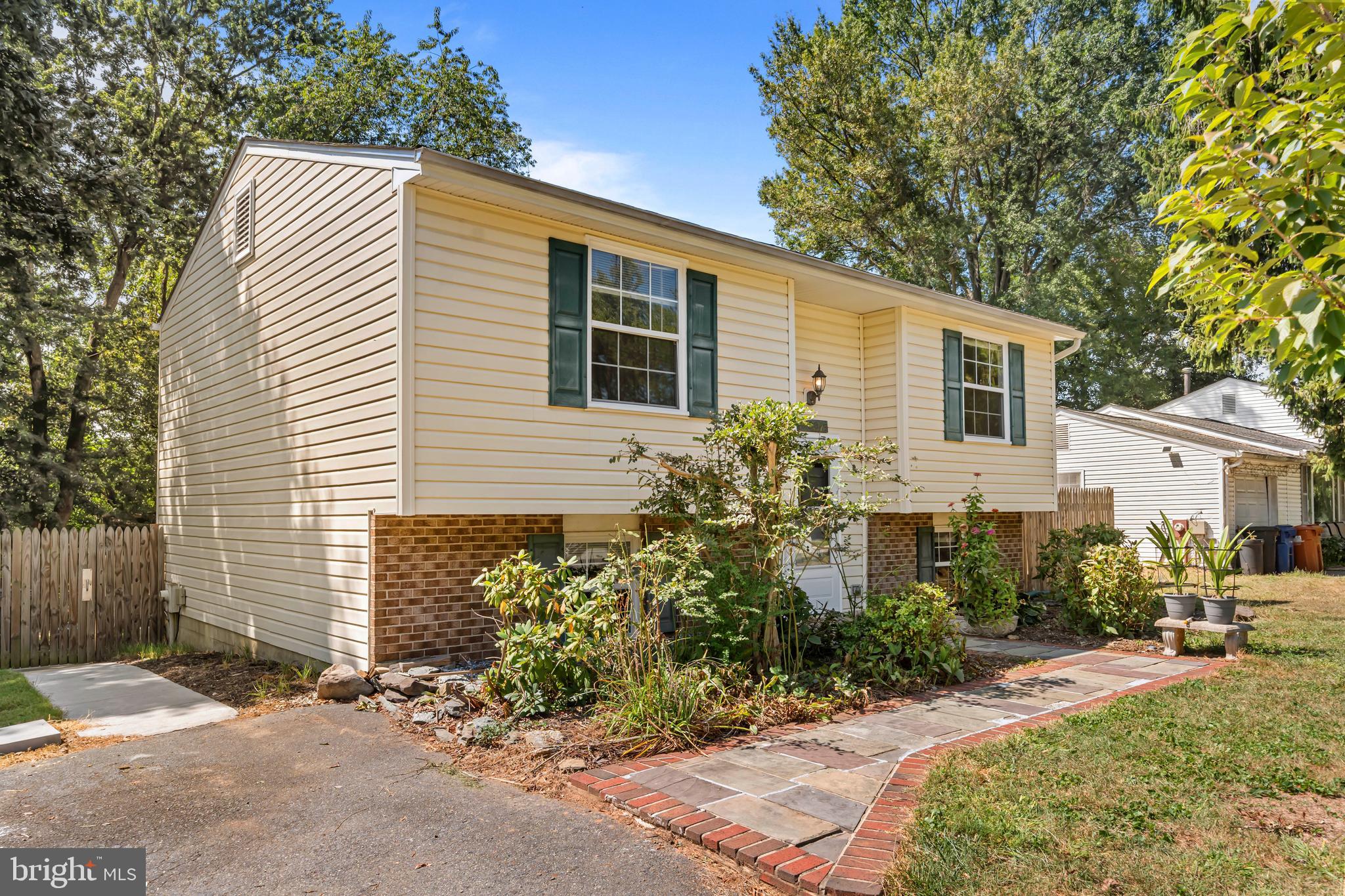 19208 FOX CHAPEL DRIVE