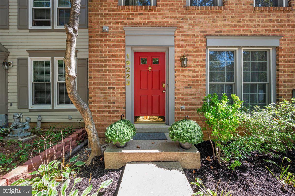 19223 CROSS RIDGE DRIVE