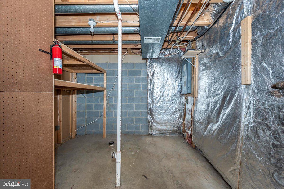 19223 CROSS RIDGE DRIVE