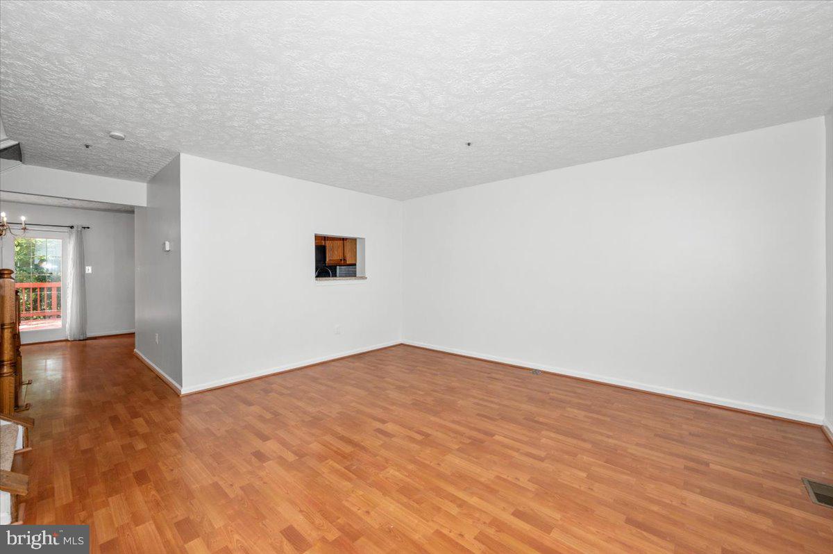 19223 CROSS RIDGE DRIVE