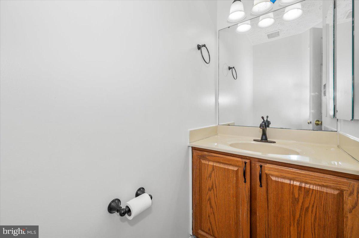 19223 CROSS RIDGE DRIVE