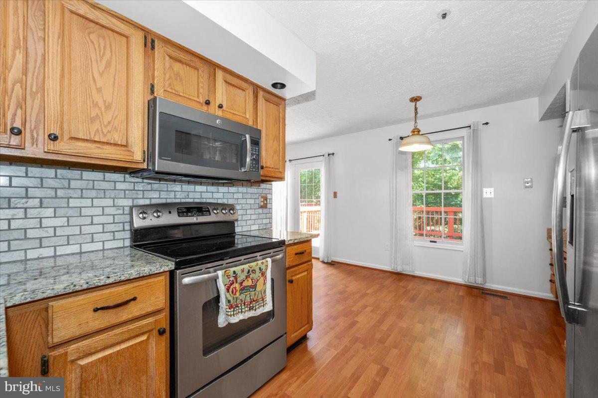 19223 CROSS RIDGE DRIVE