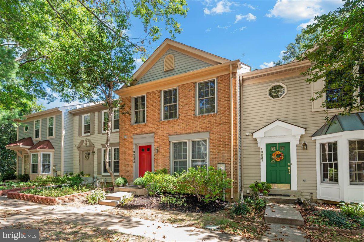 19223 CROSS RIDGE DRIVE