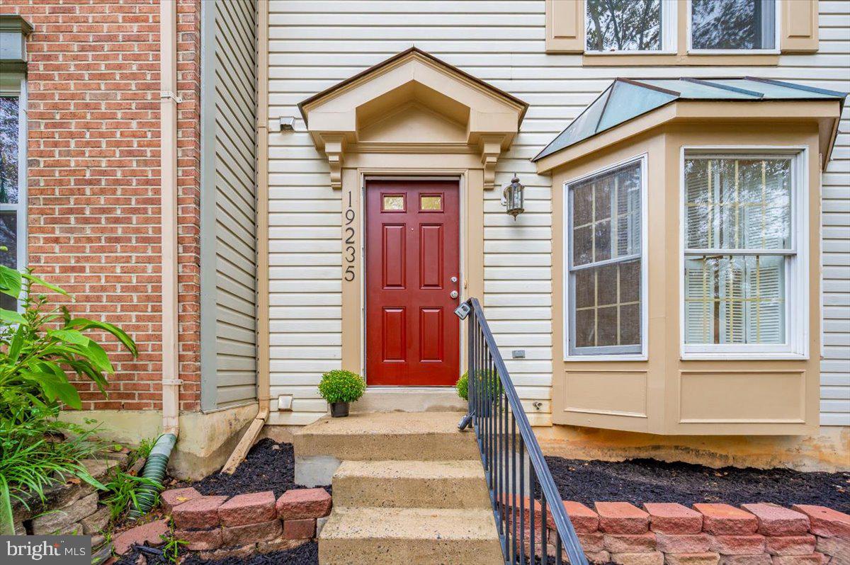 19235 CROSS RIDGE DRIVE