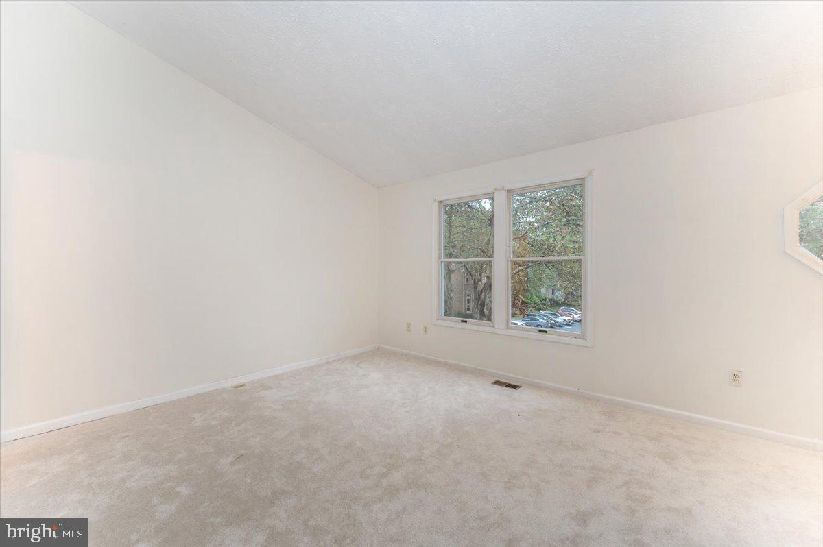 19235 CROSS RIDGE DRIVE