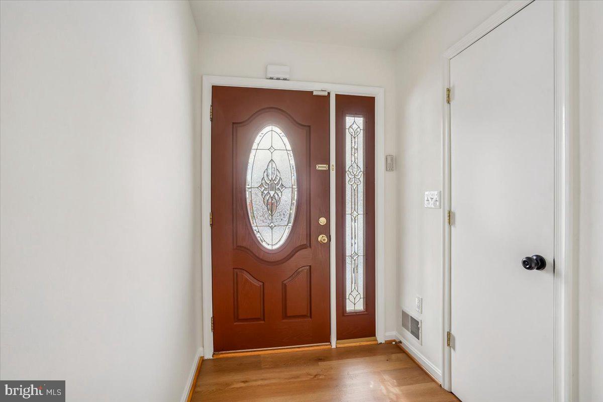 5905 MCKINLEY STREET