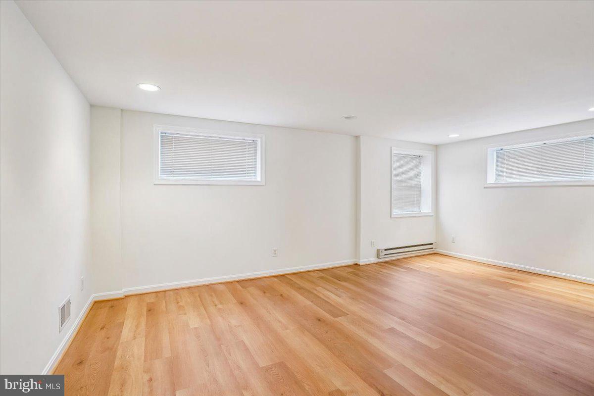 5905 MCKINLEY STREET