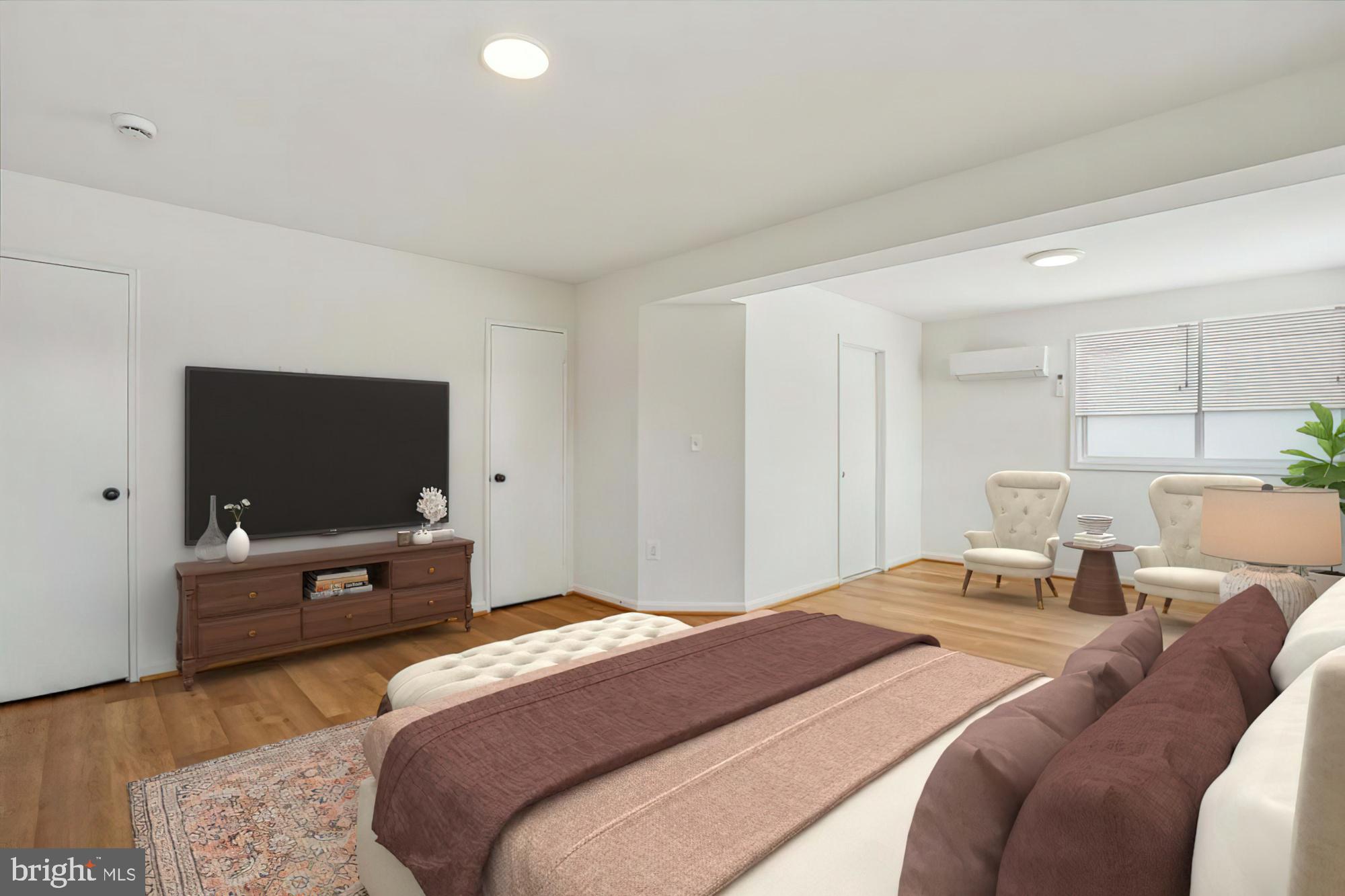 5905 MCKINLEY STREET