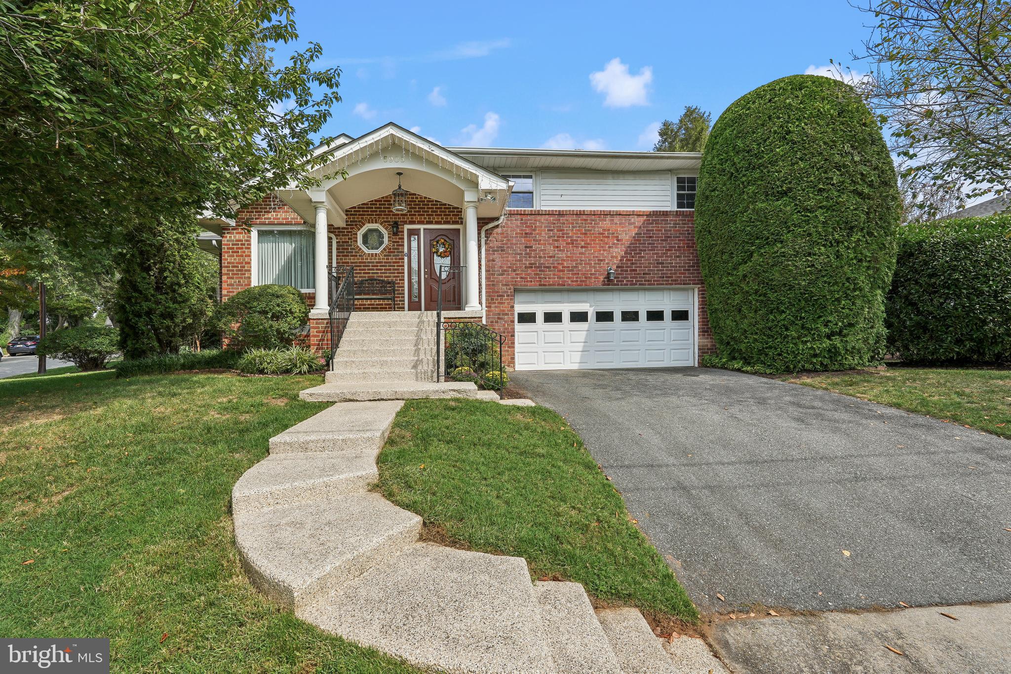 5905 MCKINLEY STREET