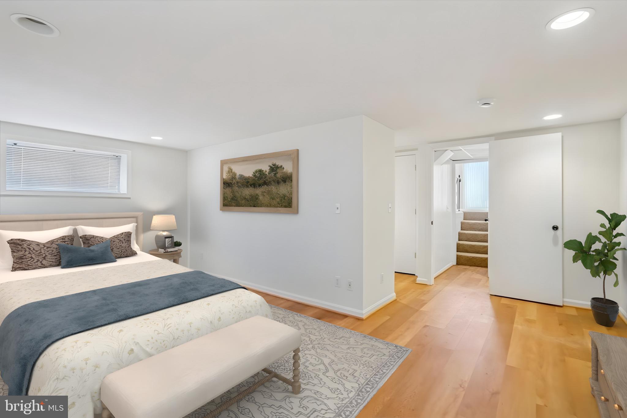 5905 MCKINLEY STREET