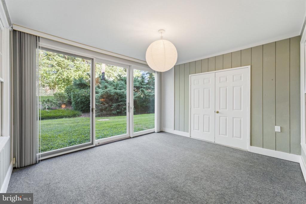 5705 BREWER HOUSE CIRCLE T-2