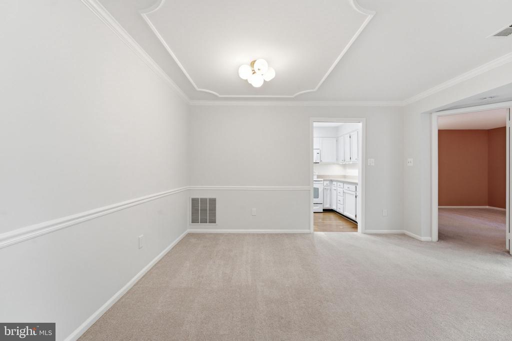 5705 BREWER HOUSE CIRCLE T-2