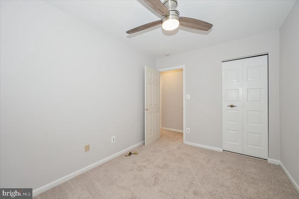 10113 MAPLE LEAF DRIVE