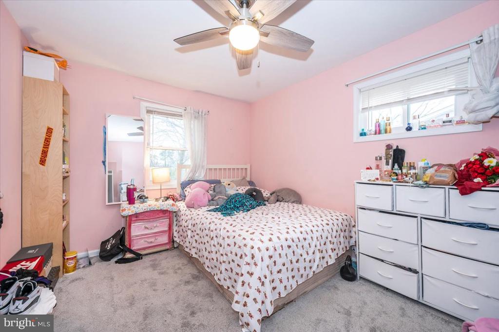 5005 STEWART COURT