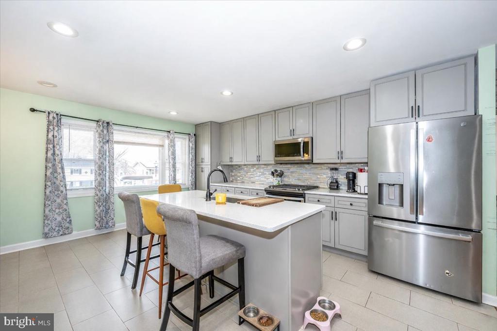 5005 STEWART COURT