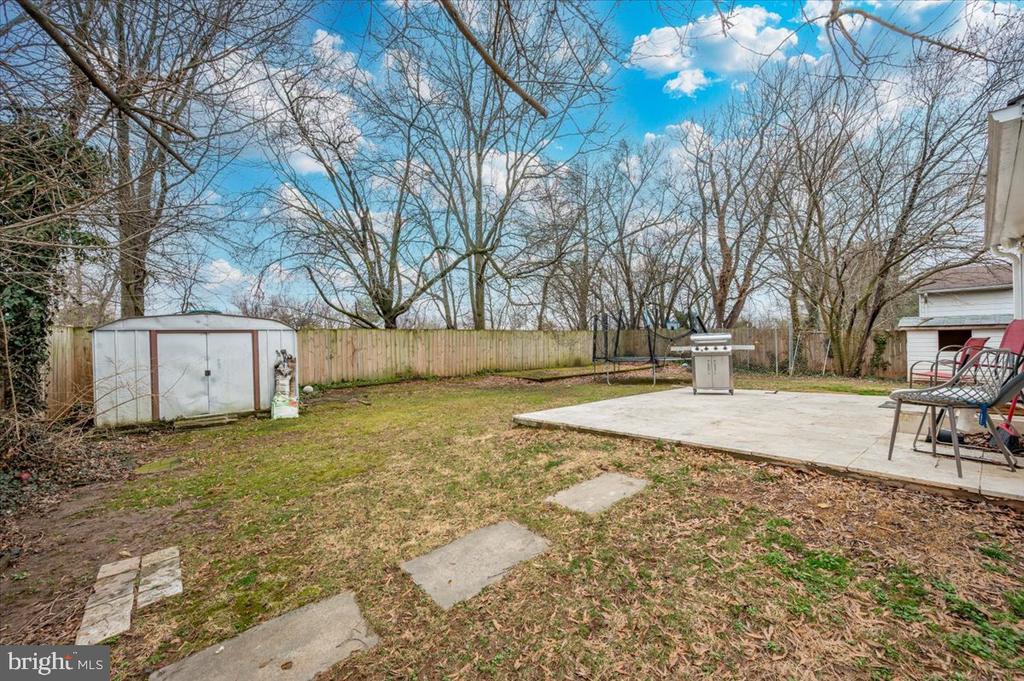 5005 STEWART COURT